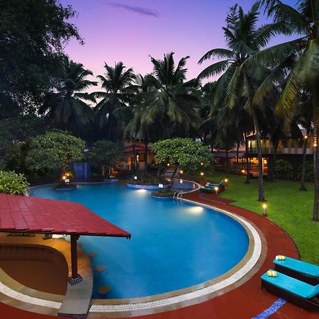 Lemon Tree Amarante Beach Resort, Goa Candolim Bagian luar foto